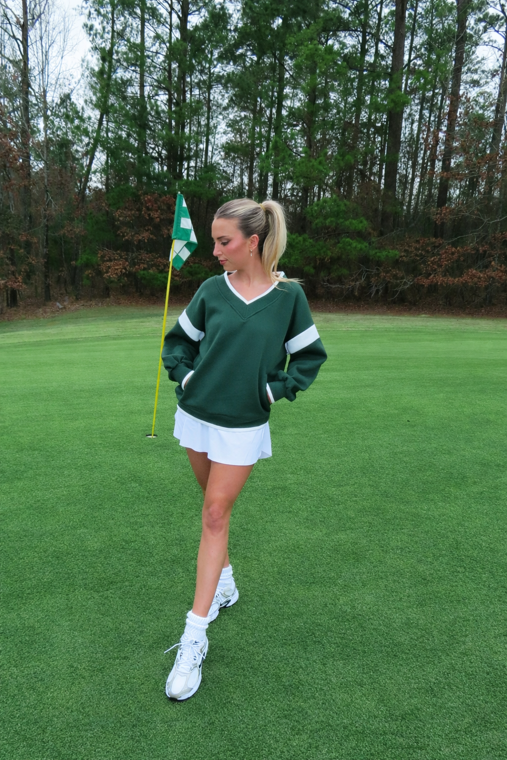 Caddie V-Neck Pullover